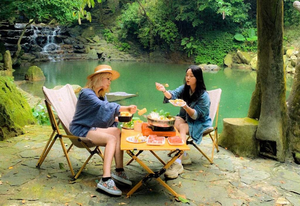 Thien Son Suoi Nga Cắm Trại