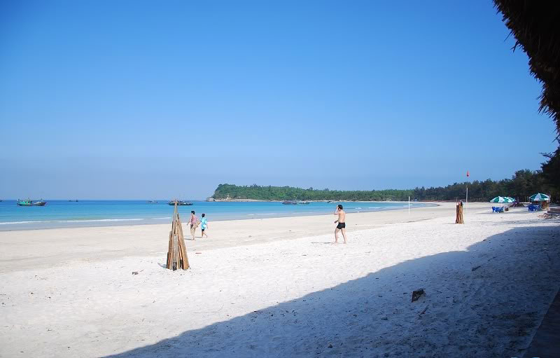 Biển Minh Châu đảo Quan Lạn