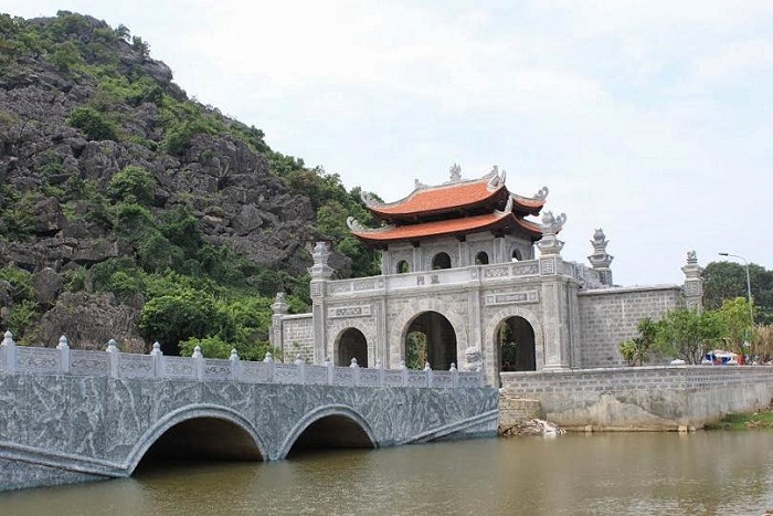 Toan canh co do hoa lu