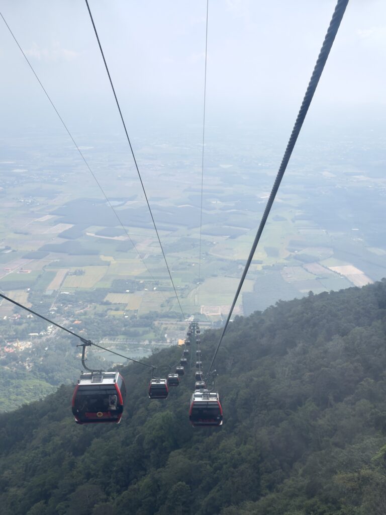 Cáp treo