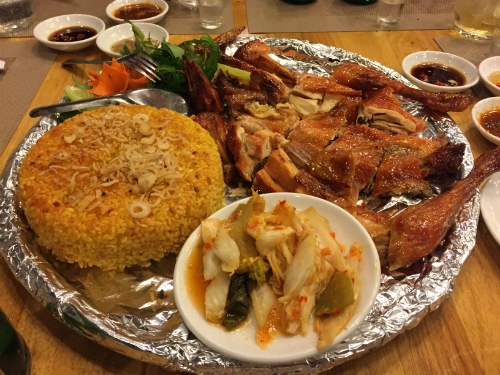 Gà nướng xôi chiên